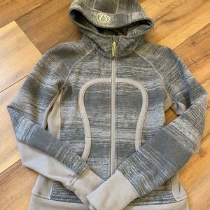 Lululemon Gray Scuba